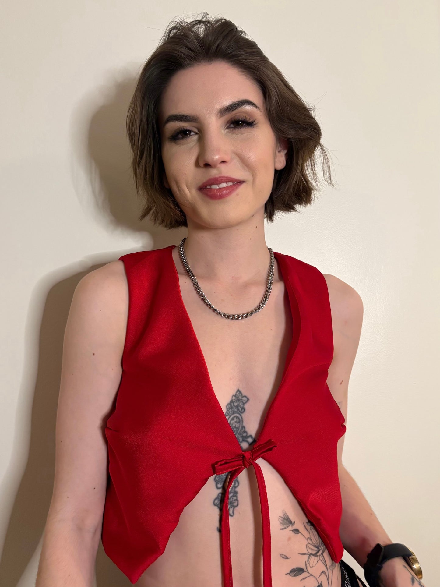 Petalo De Rose Vest - Feisty Red