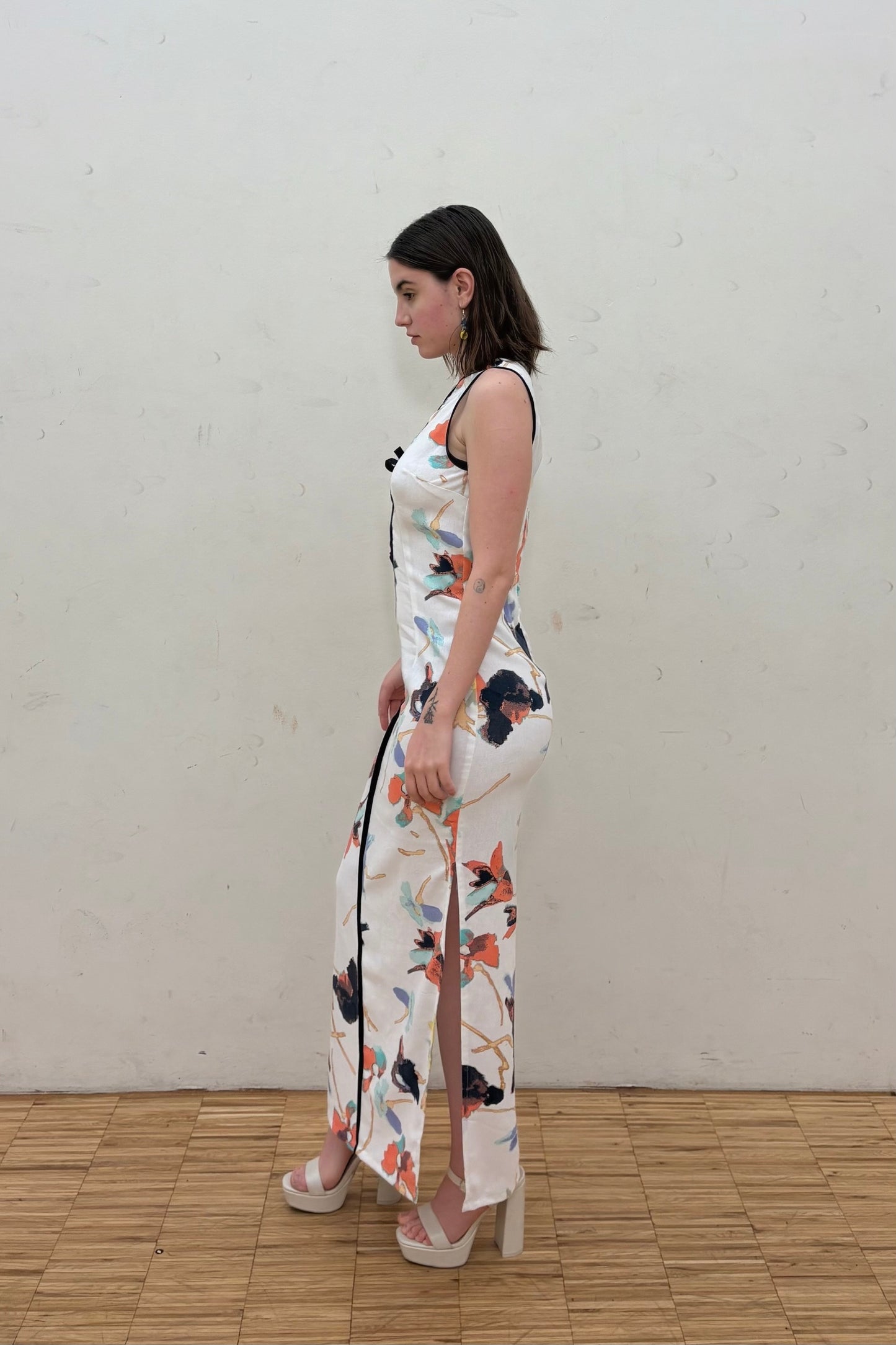 Peak-A-Boo Dress - Ivory Garden